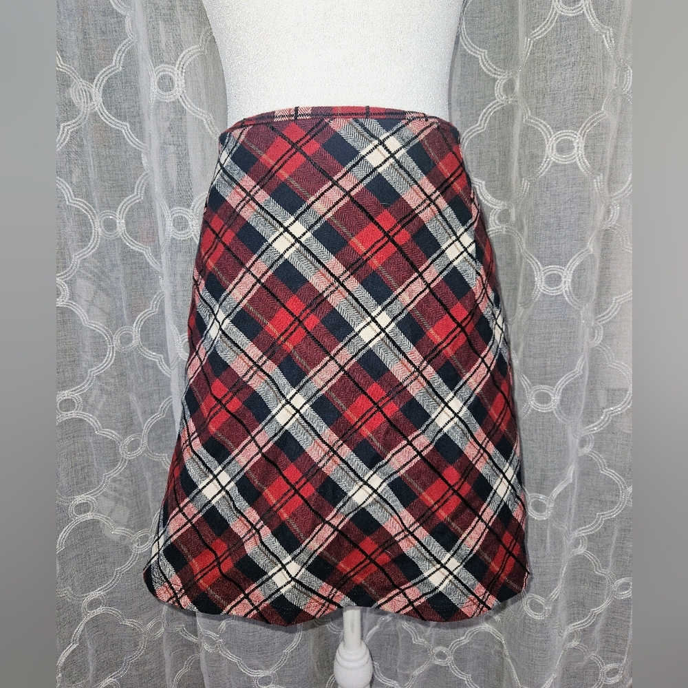 NWT - ARULA Red and Black Plaid A-Line Skirt - Size 1X
